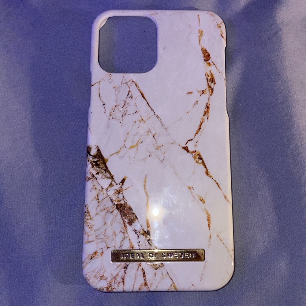 marble iphone 12 case